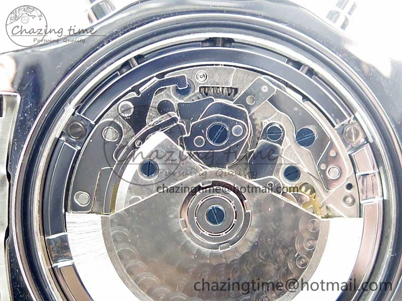 OdorResistant Avenger Chronograph 43mm SS B12F Best Edition Blue Dial on SS Bracelet A 5582