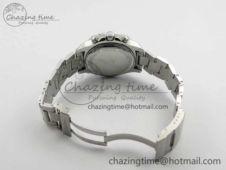 Avenger Chronograph 43mm SS B12F Best Edition White Dial on SS Bracelet A EasyMatch 5585