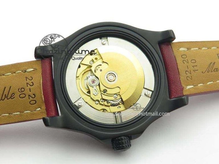 Flexible Avenger GMT DLC Black Stick Marker Textured Dial Black Inner Bezel On Leather Strap A 5767