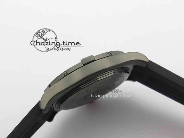 Avenger GMT DLC GF Best Edition Black Sticks Marker Dial On Rubber Strap A Affordable 5734