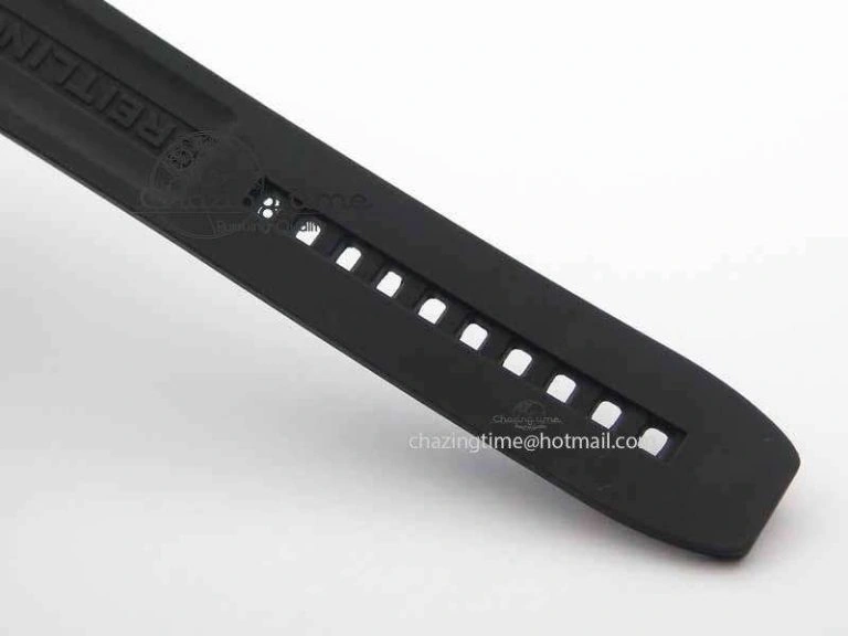 Avenger GMT DLC GF Best Edition Black Sticks Marker Dial On Rubber Strap A Affordable 5734