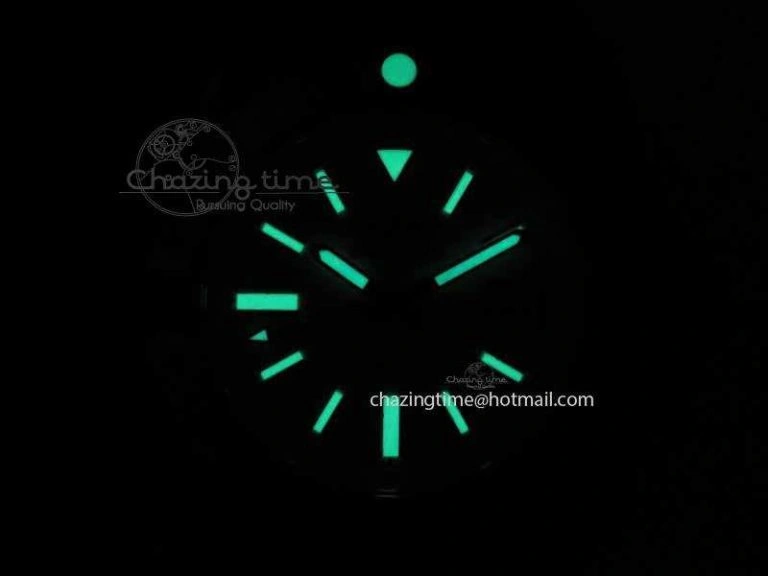 Premium Avenger GMT SS GF 1:1 Best Edition White Sticks Marker Dial On Rubber Strap A 5741