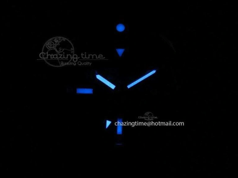 Avenger II GMT SS Black Dial Arabic Numerals Markers On Leather Strap A Refined 5778