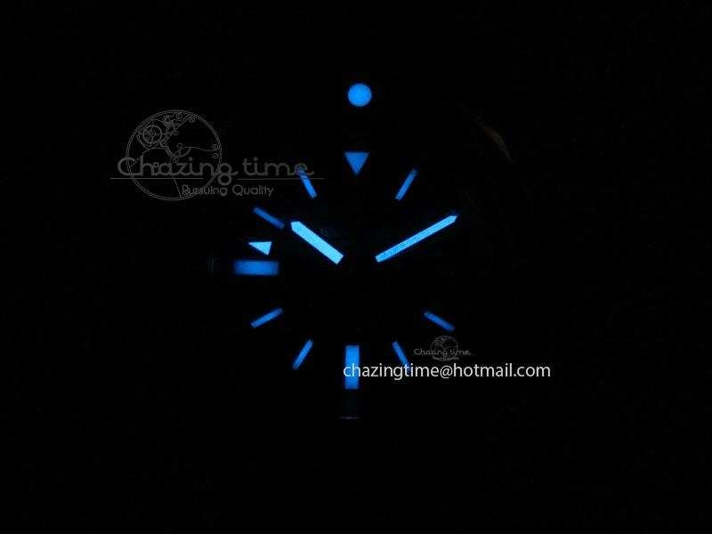 Avenger II GMT SS Blue Dial On Blue Rubber Strap A Resilient 5781