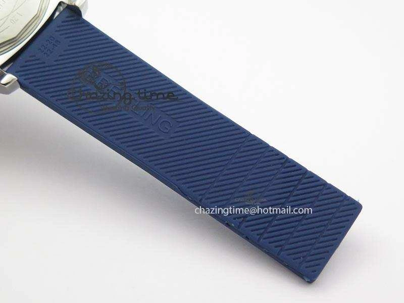 Avenger II GMT SS Blue Dial On Blue Rubber Strap A Resilient 5781