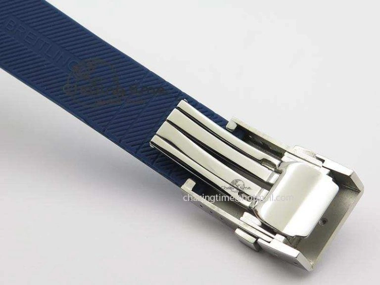 Avenger II GMT SS Blue Dial On Blue Rubber Strap A Resilient 5781