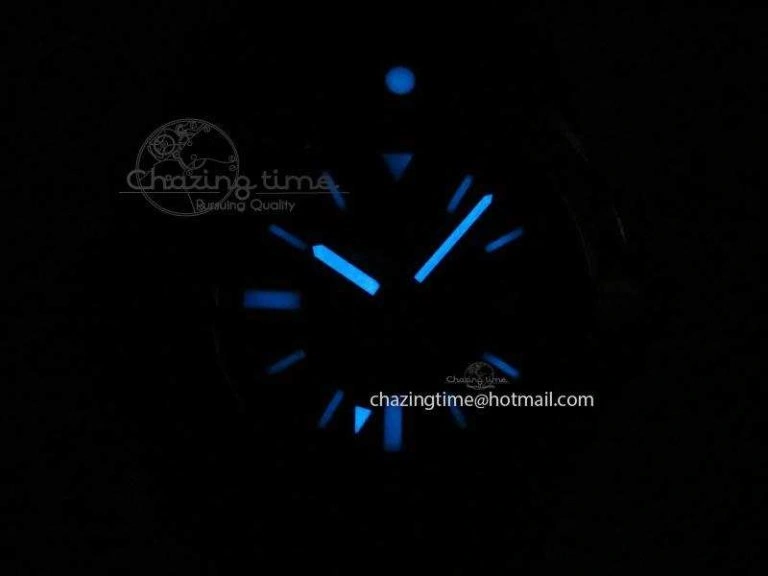 Stretchable Avenger II GMT SS Cream Dial On Rubber Strap A 5786