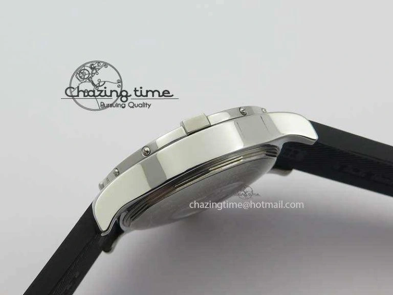 Stretchable Avenger II GMT SS Cream Dial On Rubber Strap A 5786