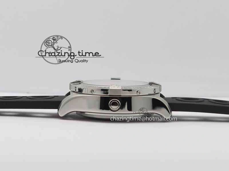 EyeCatching Avenger II Seawolf SS GF 1:1 Best Edition Gray Dial On Black Rubber Strap A 5722