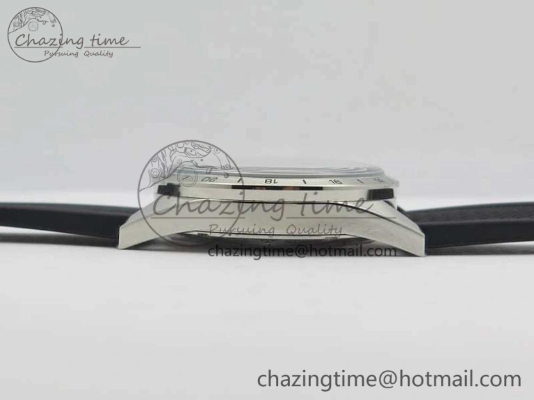 Attractive BR 123 GMT 24H SS Black Dial On Black Rubber Strap A 5205
