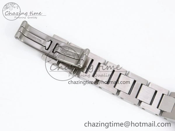 Upgraded Ballon Bleu 33mm SS AF 1:1 Best Edition Red Dial on SS Bracelet SEIKO NH05A (Quick Release) 6022