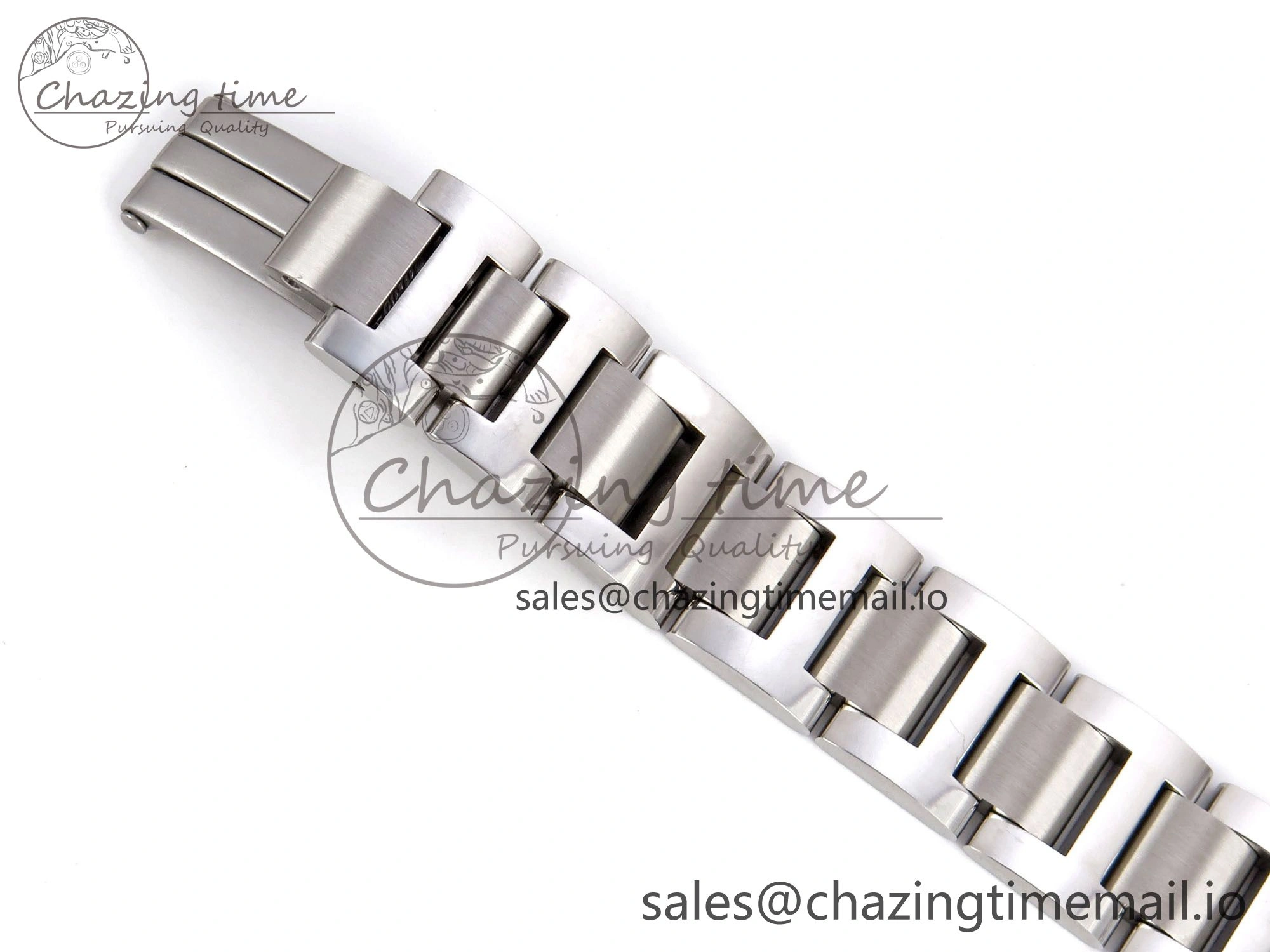 UrbanChic Ballon Bleu Ladies 28mm SS AF 1:1 Best Edition White Dial Big Diamonds Bezel on SS Bracelet Ronda Quartz 5893