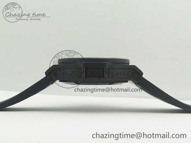 Big Bang 44mm Full Carbon Fiber 3AF CF Dial Silver Markers Hands on Black Rubber Strap HUB QuickDry 6894
