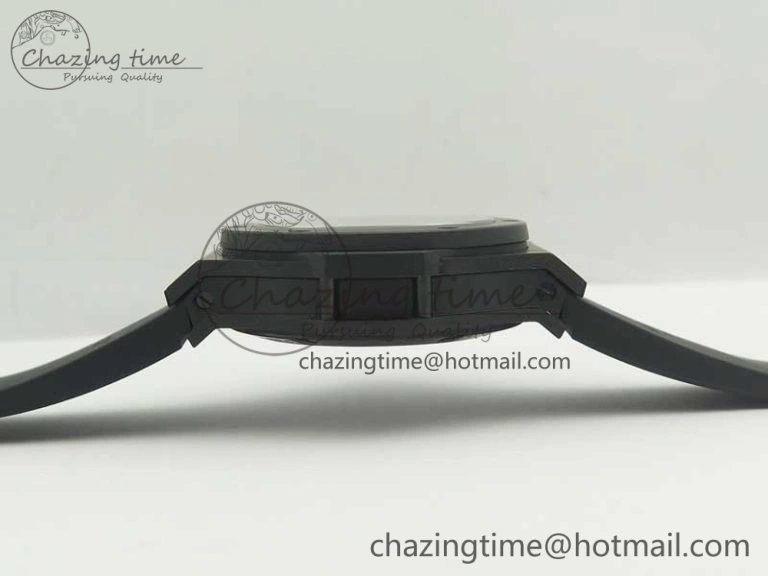 Big Bang 44mm Full Carbon Fiber 3AF Skeleton Dial on Black Rubber Strap HUB Sophisticated 6893