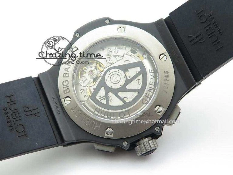 Big Bang 44mm Full Ceramic Evolution Ice Bang on Rubber Strap Youthful 6976