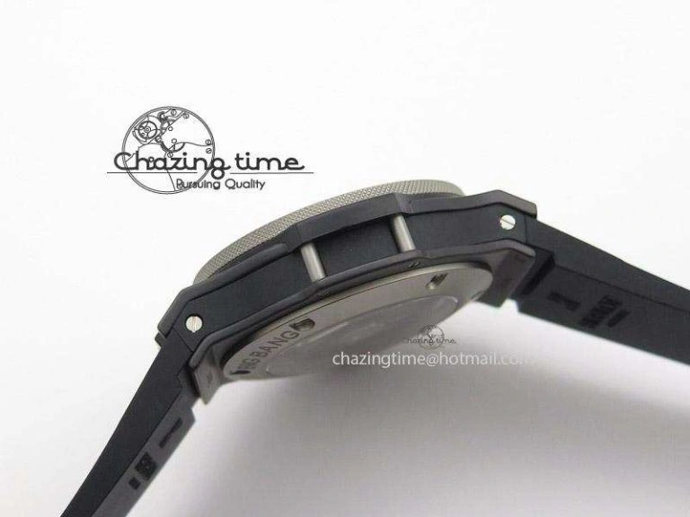 Big Bang 44mm Full Ceramic Evolution Ice Bang on Rubber Strap Youthful 6976