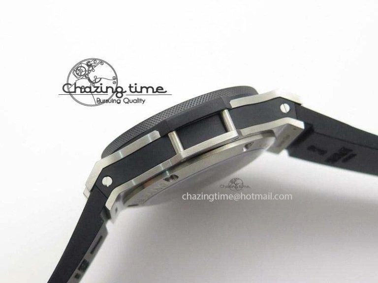 Packable Big Bang 44mm Steel Ceramic 2011 on Black Rubber Strap 6974
