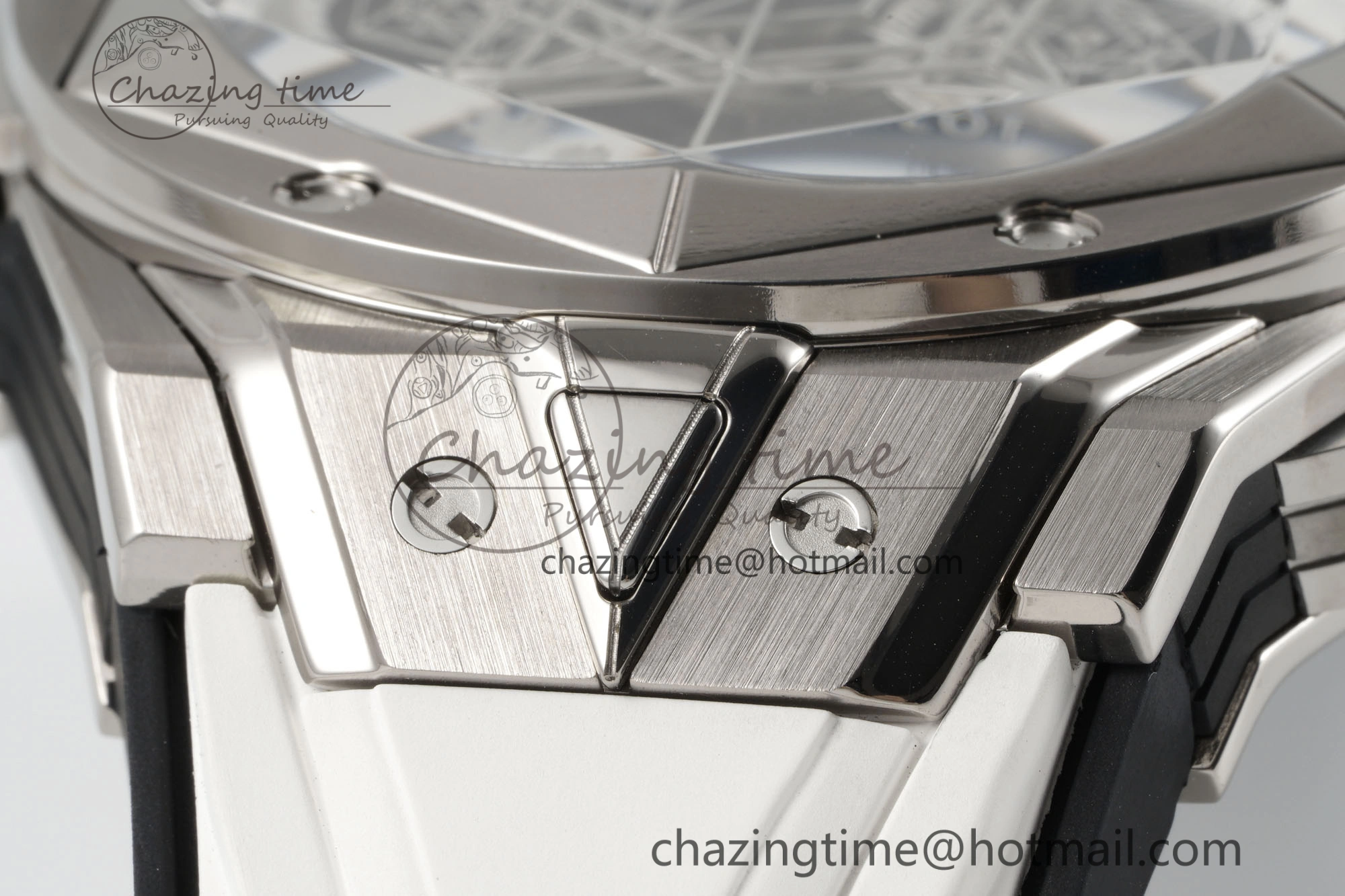 GoodFit Big Bang Sang Bleu II Chrono SS BBF Best Edition White Dial on White Gummy Strap A 6750