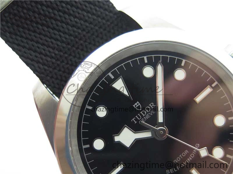 Black Bay 41 SS LF 1:1 Best Edition Black Dial on Black Nylon Strap A Affordable 9754