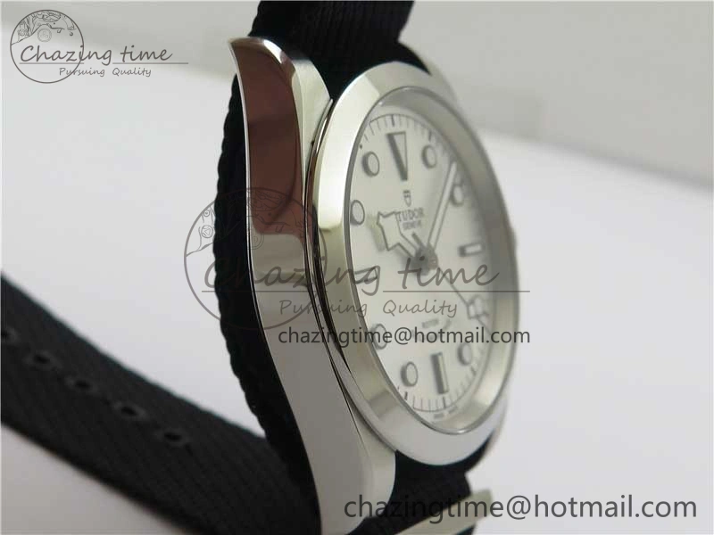 Black Bay 41 SS LF 1:1 Best Edition Silver Dial on Black Nylon Strap A Trendy 9752