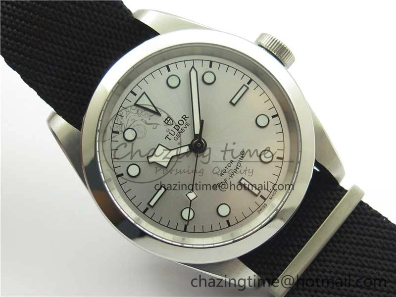 Black Bay 41 SS LF 1:1 Best Edition Silver Dial on Black Nylon Strap A Trendy 9752