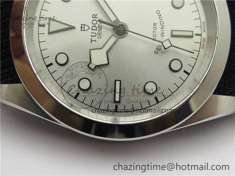 Black Bay 41 SS LF 1:1 Best Edition Silver Dial on Black Nylon Strap A Trendy 9752
