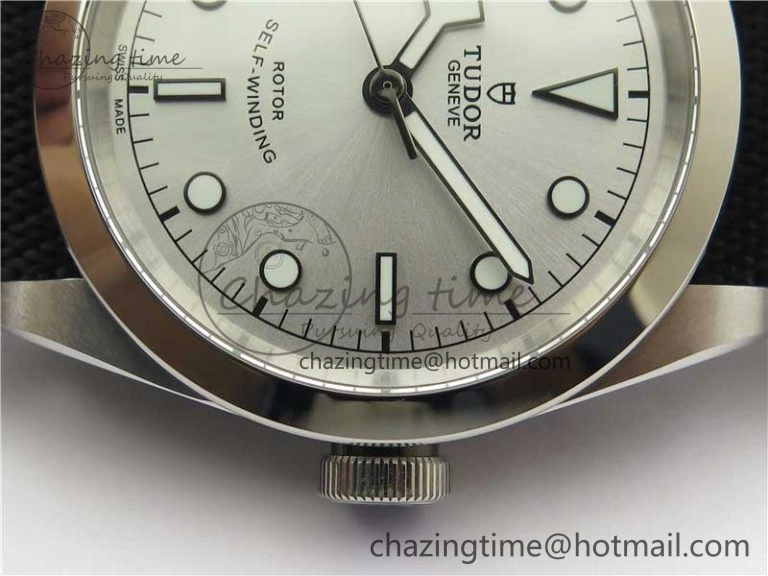 Black Bay 41 SS LF 1:1 Best Edition Silver Dial on Black Nylon Strap A Trendy 9752