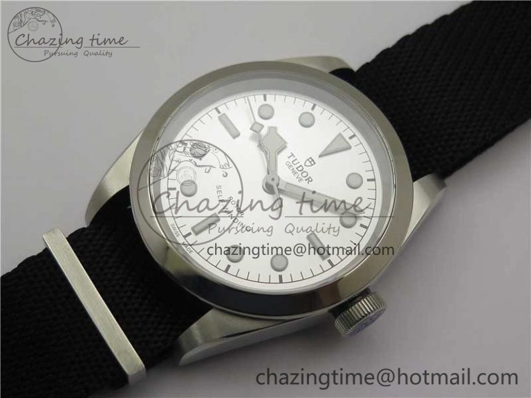 Black Bay 41 SS LF 1:1 Best Edition Silver Dial on Black Nylon Strap A Trendy 9752