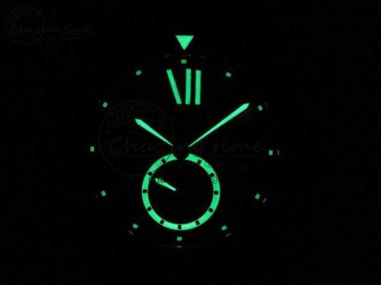 ModernLook Calibre De Cartier Diver Black JF 1:1 Best Edition On SS Bracelet A23J 6249