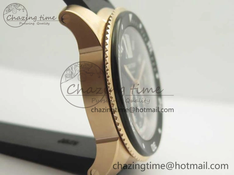 OdorResistant Calibre De Cartier Diver RG Black RG Bezel JF 1:1 Best Edition On Black Rubber Strap A23J 6238