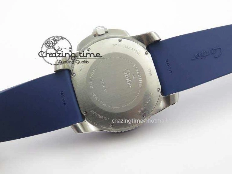 Fashionable Calibre De Cartier Diver TF 1:1 Best Edition SS Blue Dial On Blue Rubber Strap A23J 6324
