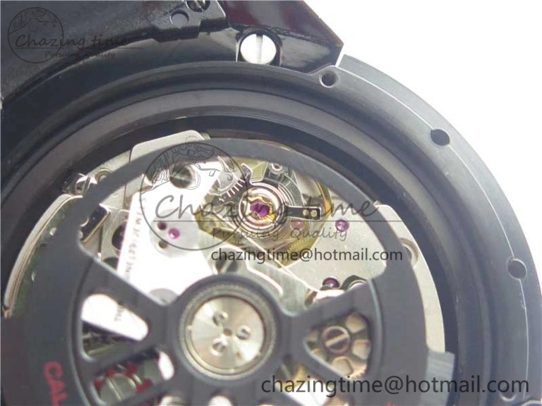 ModernLook Calibre Heuer 01 Chrono 43mm PVD XF 1:1 Best Edition Gray Dial on Black Rubber Strap A 9674