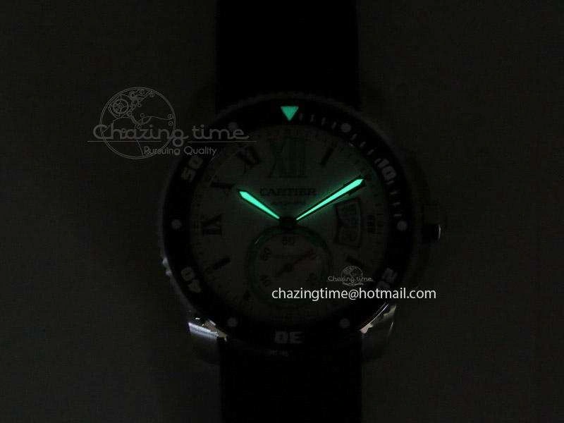UrbanChic Calibre de Cartier Diver TF 1:1 Best Edition SS White Dial on Black Rubber Strap MIYOTA Movement 6372