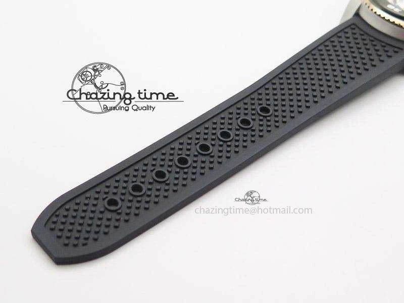 Calibre de Cartier Diver TF 1:1 Best Edition SS RG White Dial on Black Rubber Strap MIYOTA Movement SmoothTexture 6371