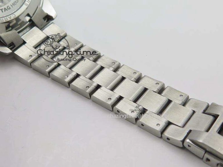 Thermal Carrera CAL1887 Chronograph SS V6F 1:1 Best Edition White Dial Blue Markers On SS Bracelet CAL 9705