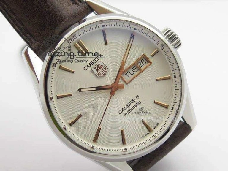 DailyWear Carrera Day-Date Automatic SS White Dial RG Markers On Brown Leather Strap A 9696
