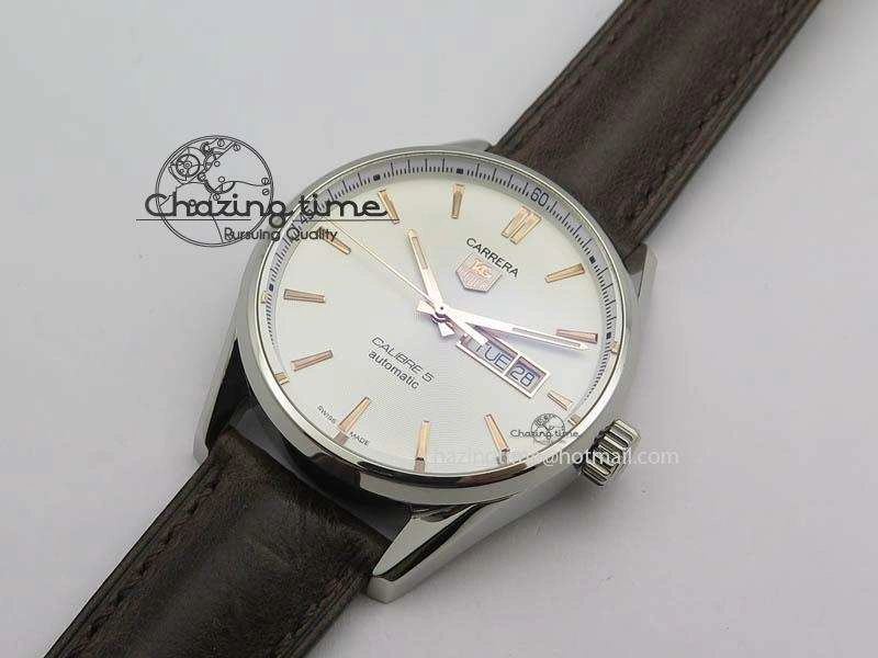 DailyWear Carrera Day-Date Automatic SS White Dial RG Markers On Brown Leather Strap A 9696
