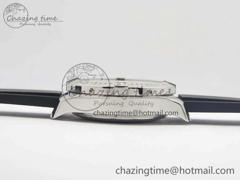 Versatile Challenger Chronograph SS White Dial On Rubber Strap A7750 (Free Rubber Strap) 5678