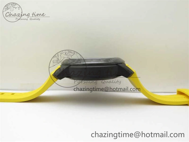 SmoothTexture Chronofighter Superlight JKF 1:1 Best Edition on Yellow Rubber Strap A 6725