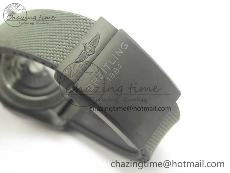 Chronomat 44mm Blacksteel GF 1:1 Special Edition Black Dial on Black Rubber Strap A Bold 5614