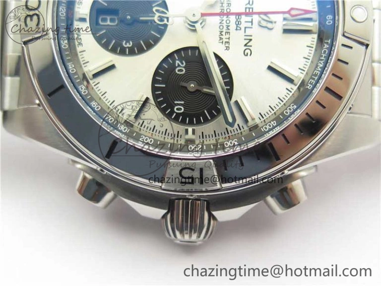 Chronomat B01 42mm SS GF 1:1 Best Edition White Dial on SS Bracelet A Bold 5544