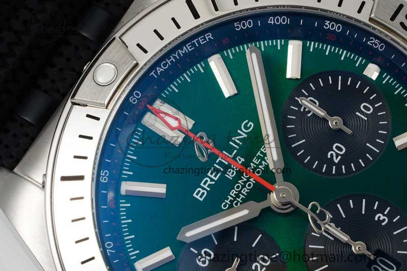 Compact Chronomat B01 42mm SS TF 1:1 Best Edition Green Dial on Black Rubber Strap A 5526
