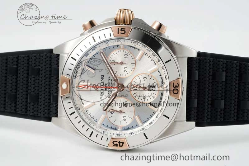 Chronomat B01 42mm SS RG TF 1:1 Best Edition Silver Dial on Black Rubber Strap A SmoothTexture 5536