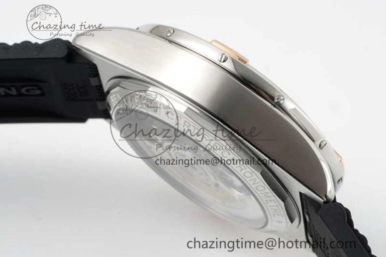 Chronomat B01 42mm SS RG TF 1:1 Best Edition Silver Dial on Black Rubber Strap A SmoothTexture 5536