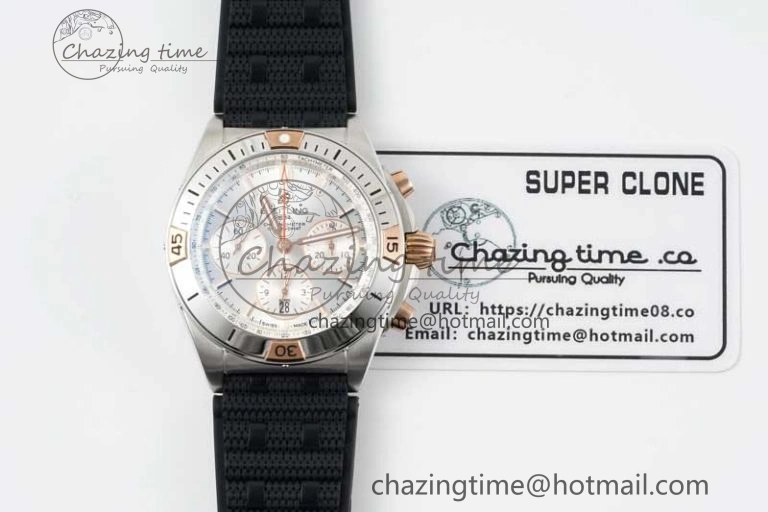 Chronomat B01 42mm SS RG TF 1:1 Best Edition Silver Dial on Black Rubber Strap A SmoothTexture 5536