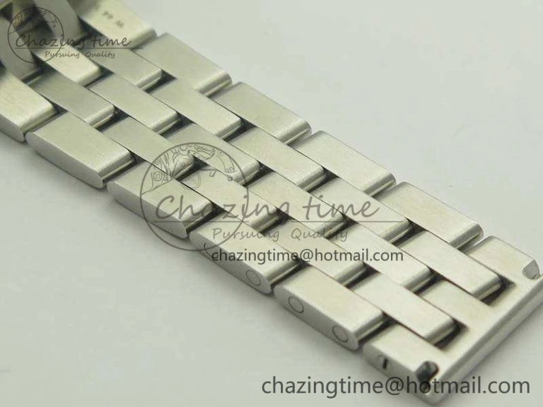 Chronomat B01 AB0110 Chrono SS GF 1:1 Best Edition Black Dial On SS Bracelet A Bright 5653