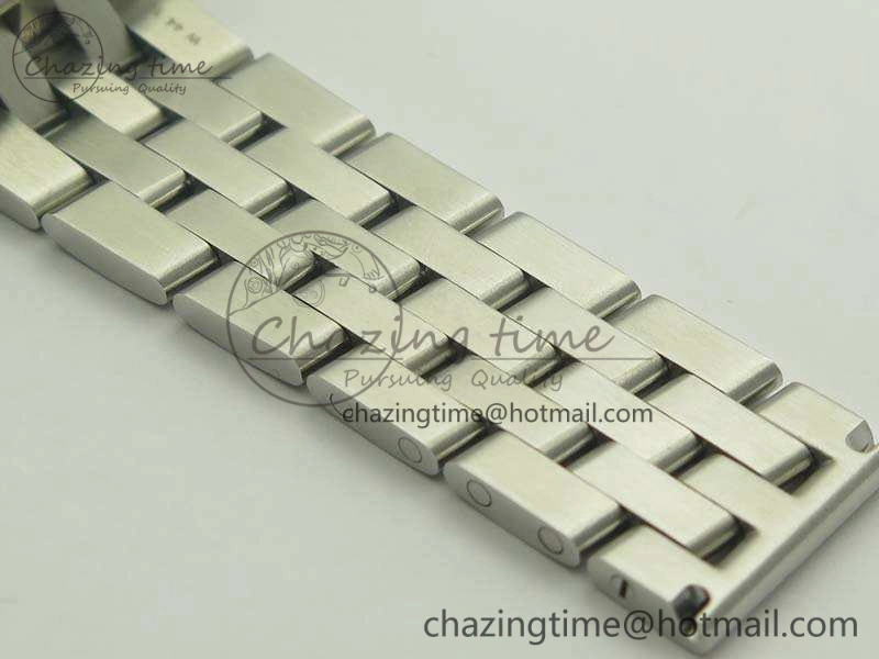 Chronomat B01 AB0110 Chrono SS GF 1:1 Best Edition Black Dial On SS Bracelet A Bright 5653