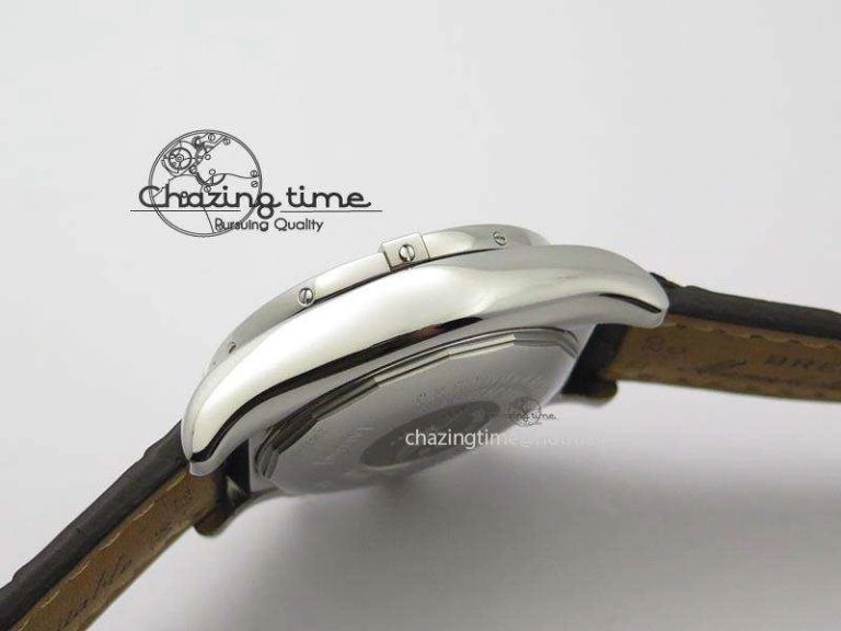 Chronomat B01 Chrono SS JF 1:1 Best Edition Gray Dial On Black Leather Strap A Sustainable 5775