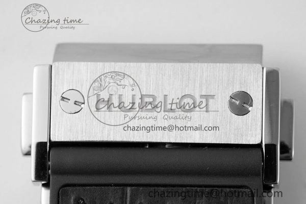 Fashionable Fusion 42mm APSF 1:1 Best Edition White Dial on Black Gummy Strap A 6744