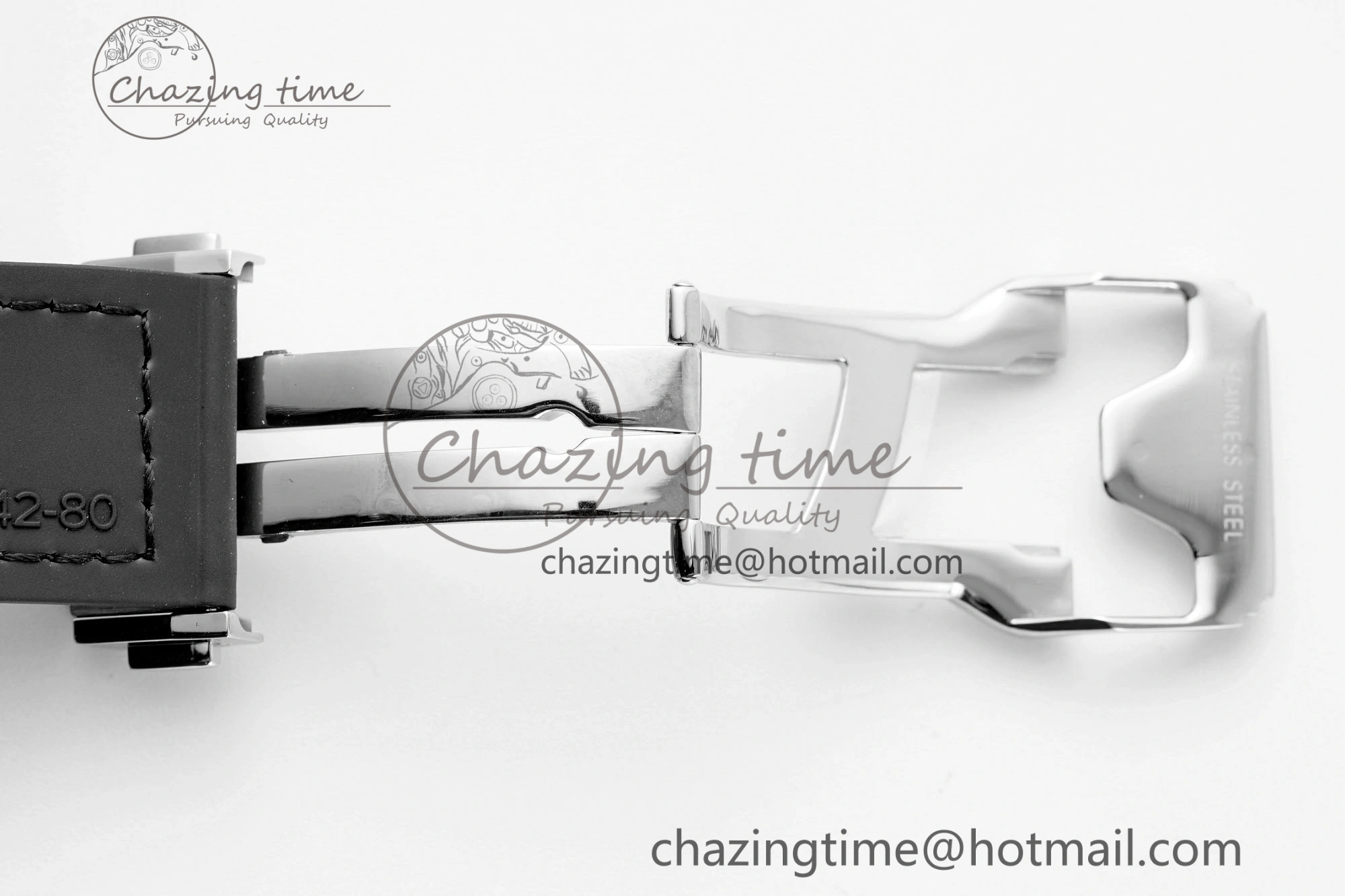 Fashionable Fusion 42mm APSF 1:1 Best Edition White Dial on Black Gummy Strap A 6744